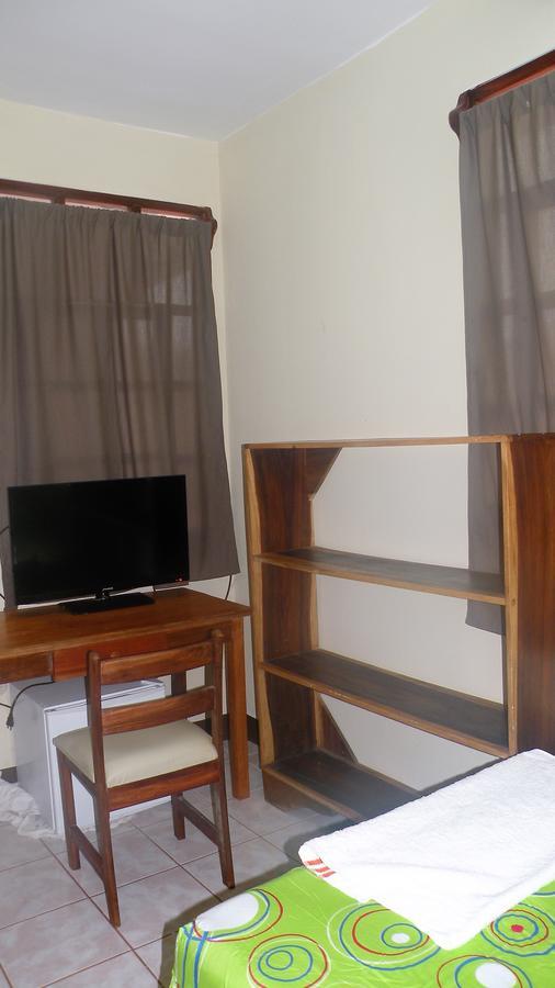 Ac Room 2 Persons Hospedaje Don Wilfredo 산 후안 델 수르 외부 사진